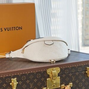 <AUTHENTIC>Louis Vuitton bag